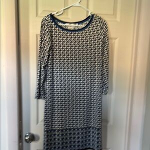 Max Studio Black and White Sheath Dress 3/4 Sleeve Crew Neck